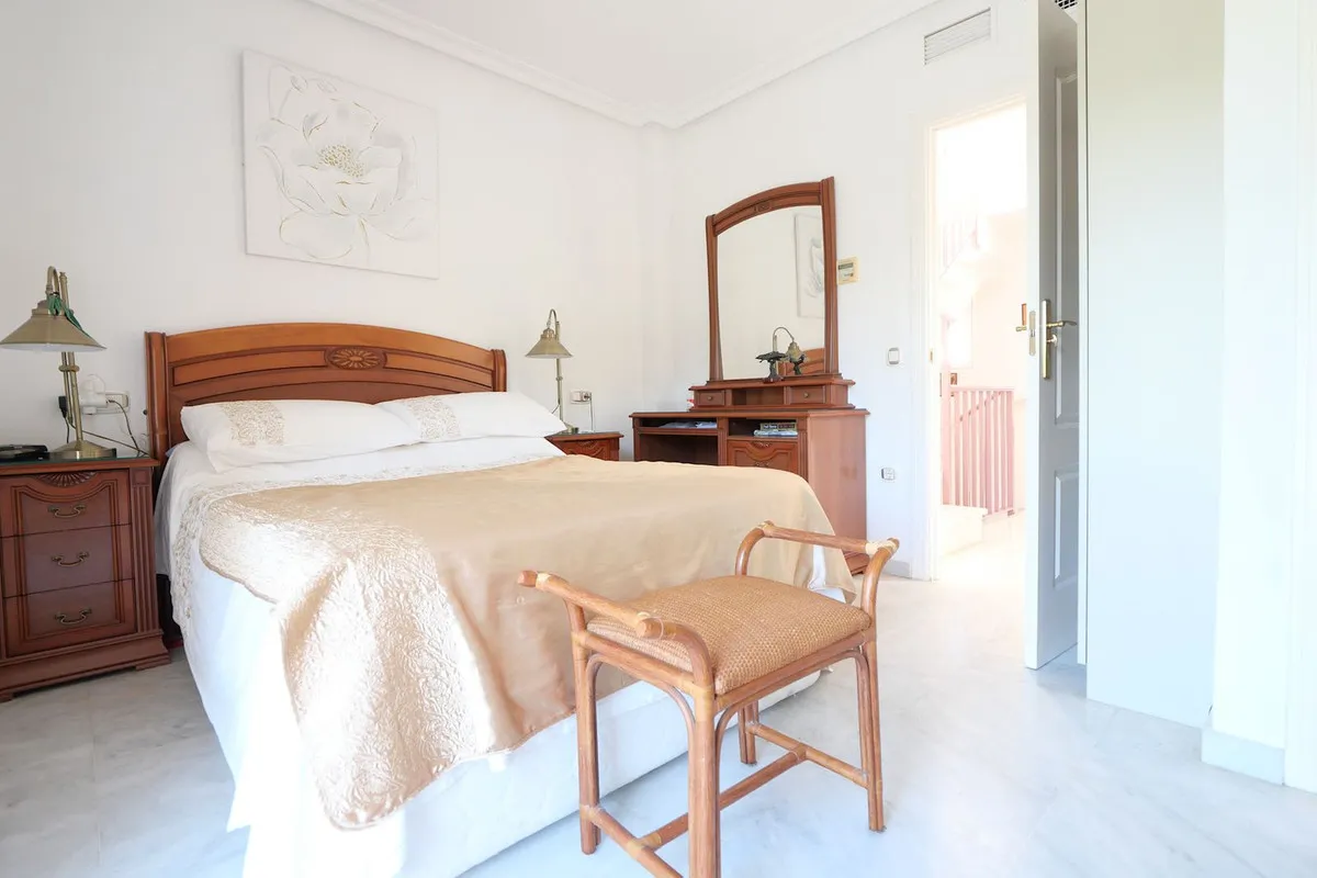 e90bdee3-4c23-4b7c-94a8-8c7b5dd2c2c9