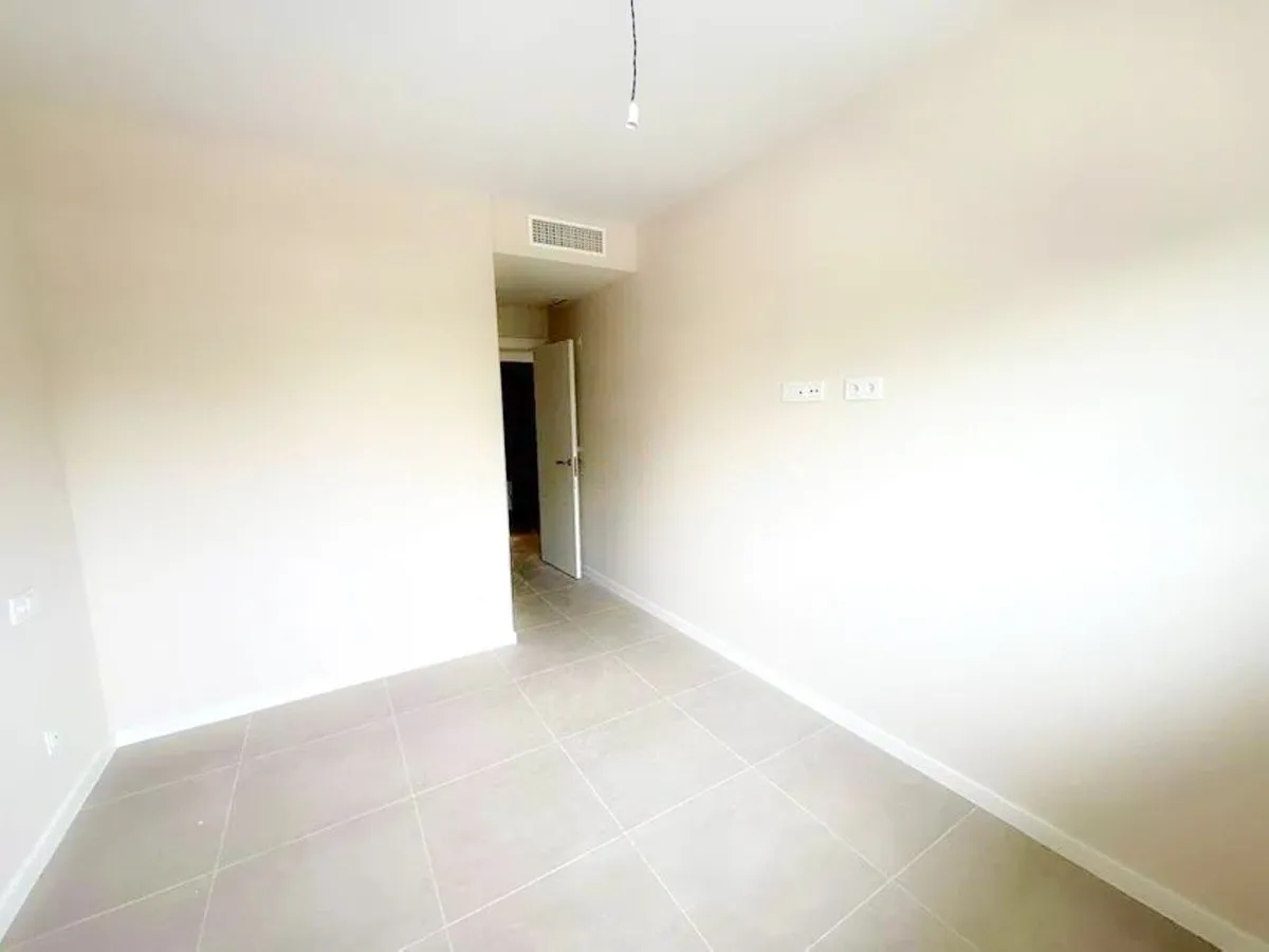 7b9c039d-9d9e-4b2c-a32a-22b949512a9a