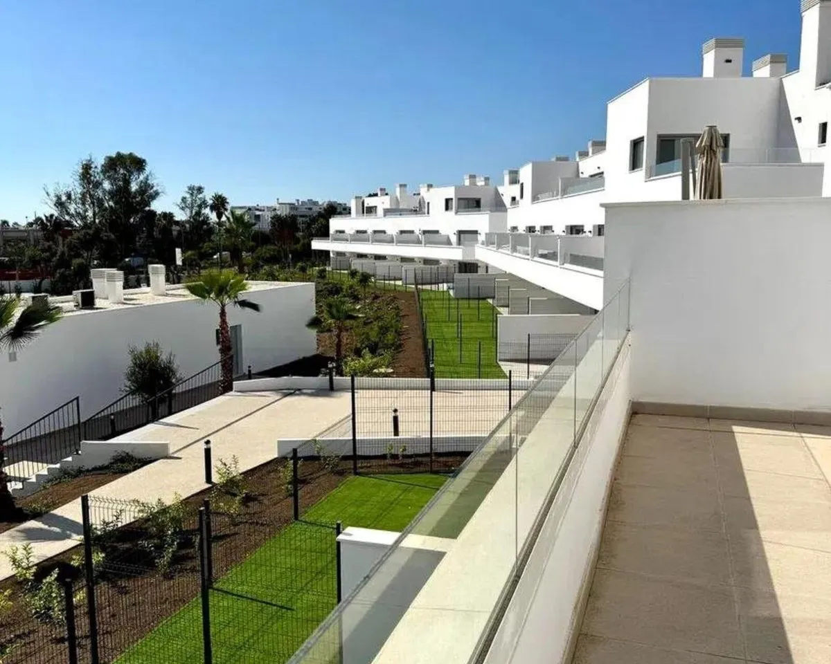 9696117d-3f3e-48fb-971a-22d0f99072ee