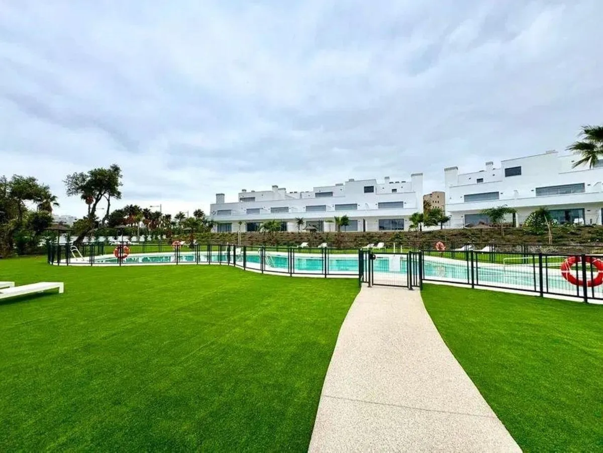 a7a05350-a308-427a-9d8a-b198bf1adc2c