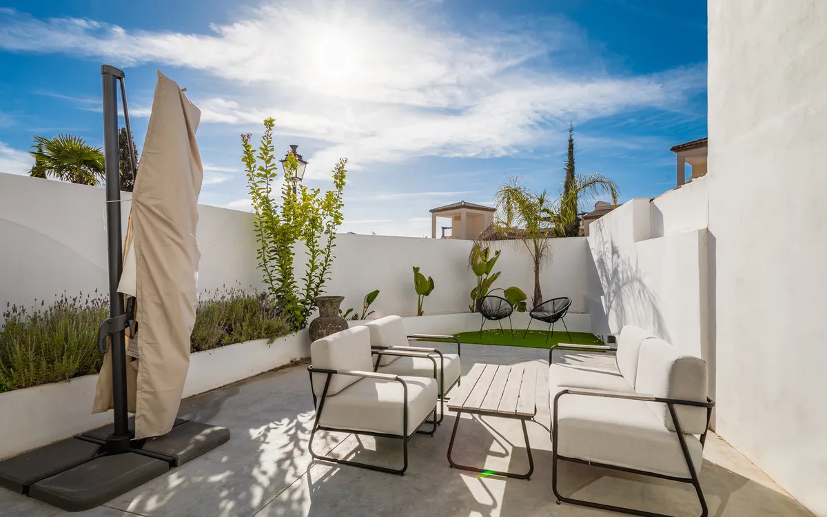 c0bb2c43-3674-445f-9d49-248d663a31fc