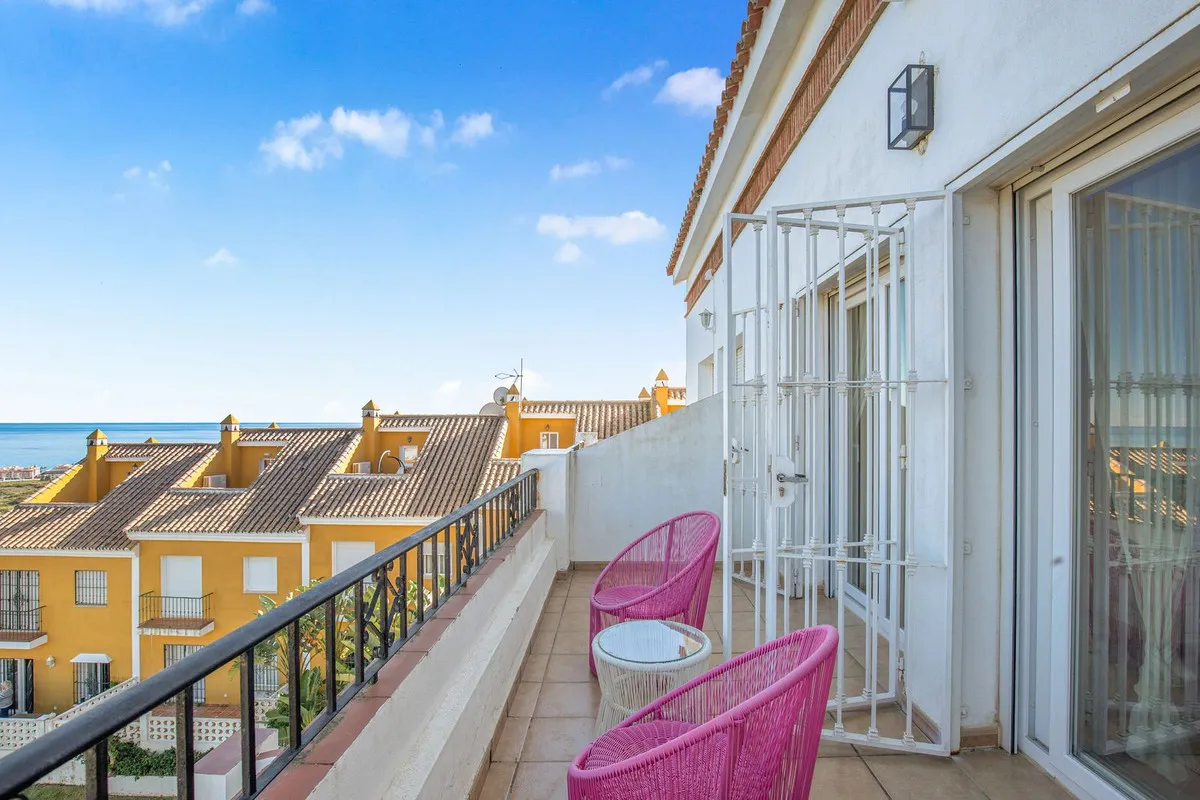 1272f295-2028-4795-b715-61834f21c946