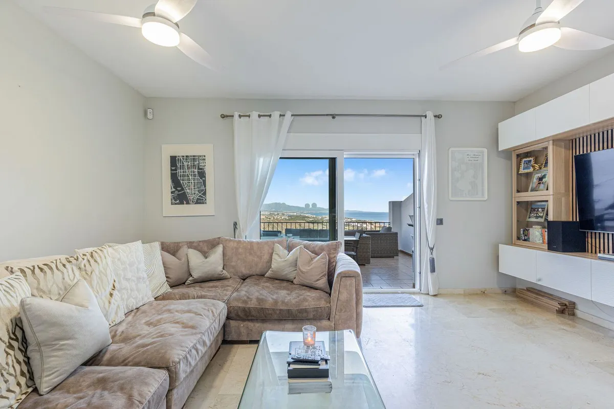 25fd7436-782c-438a-bd4f-0958ca030714