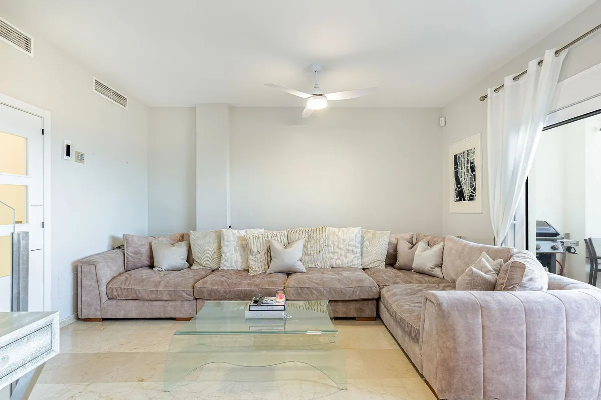 4df1be51-b36c-4422-a6ee-cc48f640d423