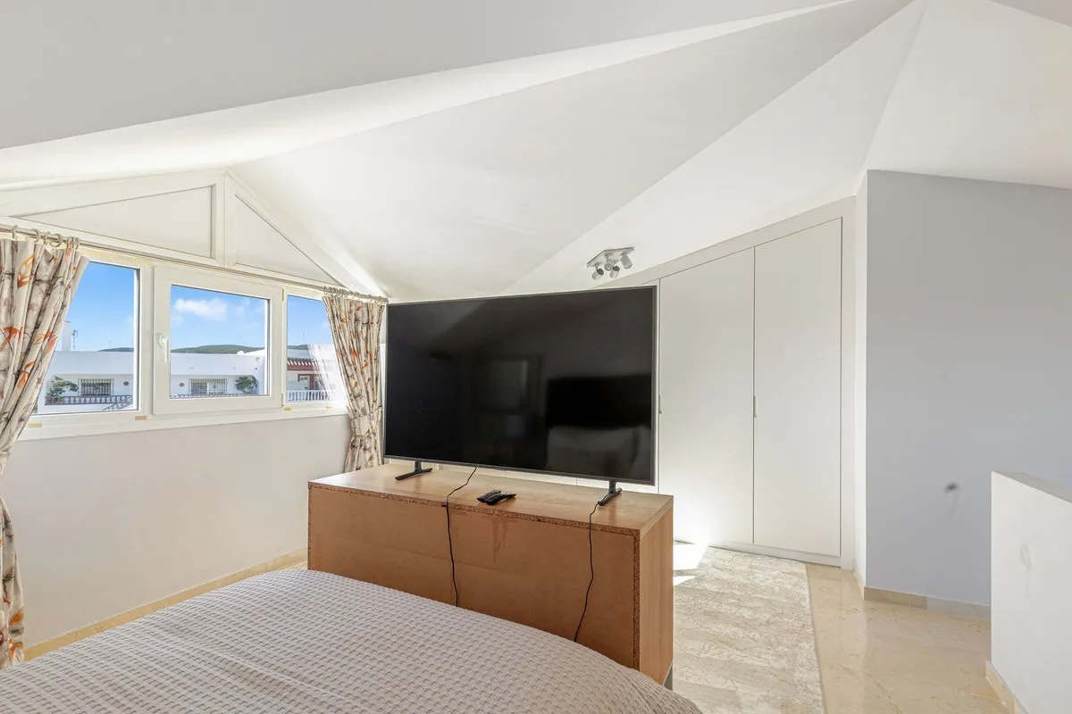 6acfcfaa-664b-46b6-a38a-ee0dda680704