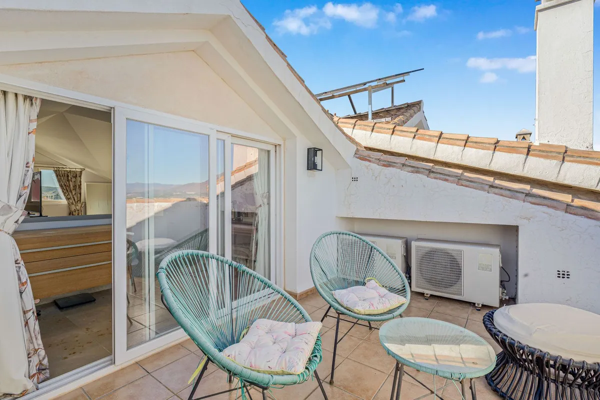 979178c0-e39e-455e-a0b8-d29ab112f47f