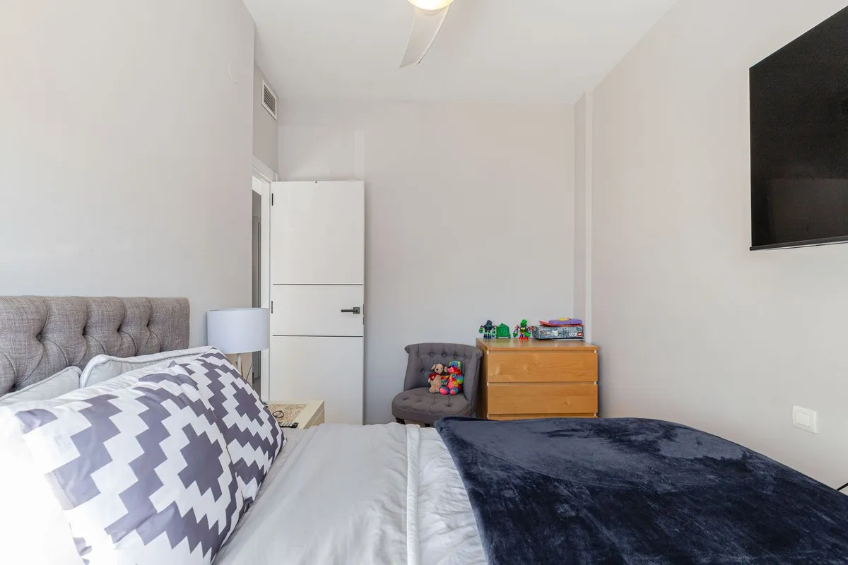 e14277eb-5216-43d5-92a6-f5b84694fa4c