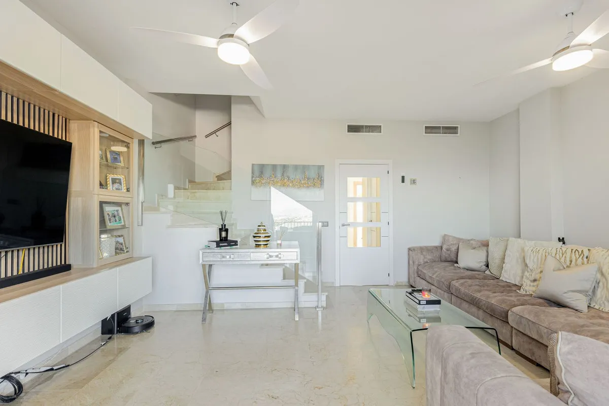 e4cce096-173e-4424-8c01-a8fefbed920f