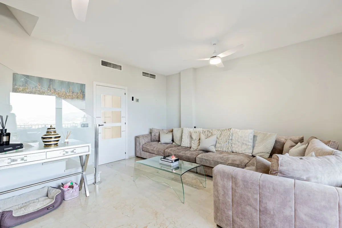 ef0126c0-b0f5-43d7-ad5a-462d5d0e267a