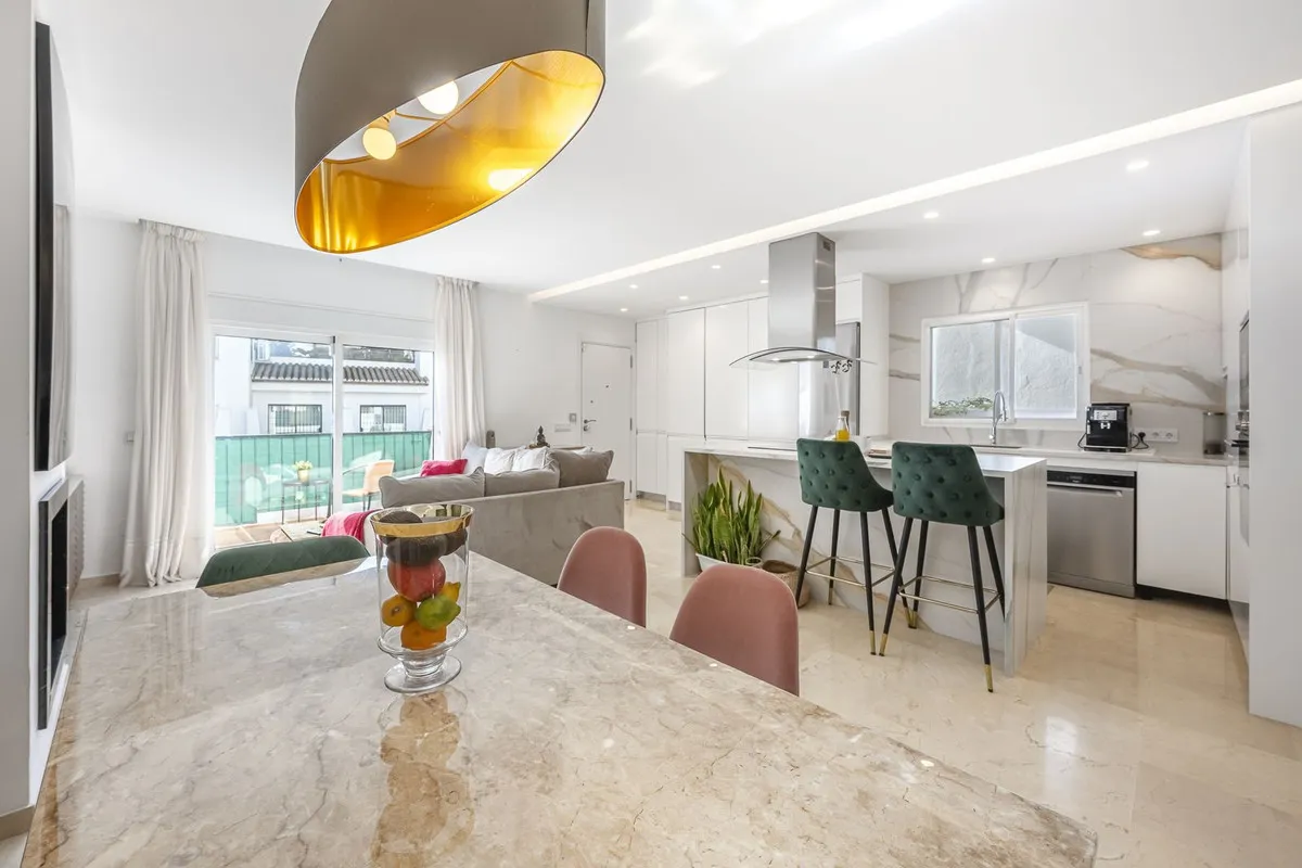 39c17b05-0885-408e-983f-51d0913a84de