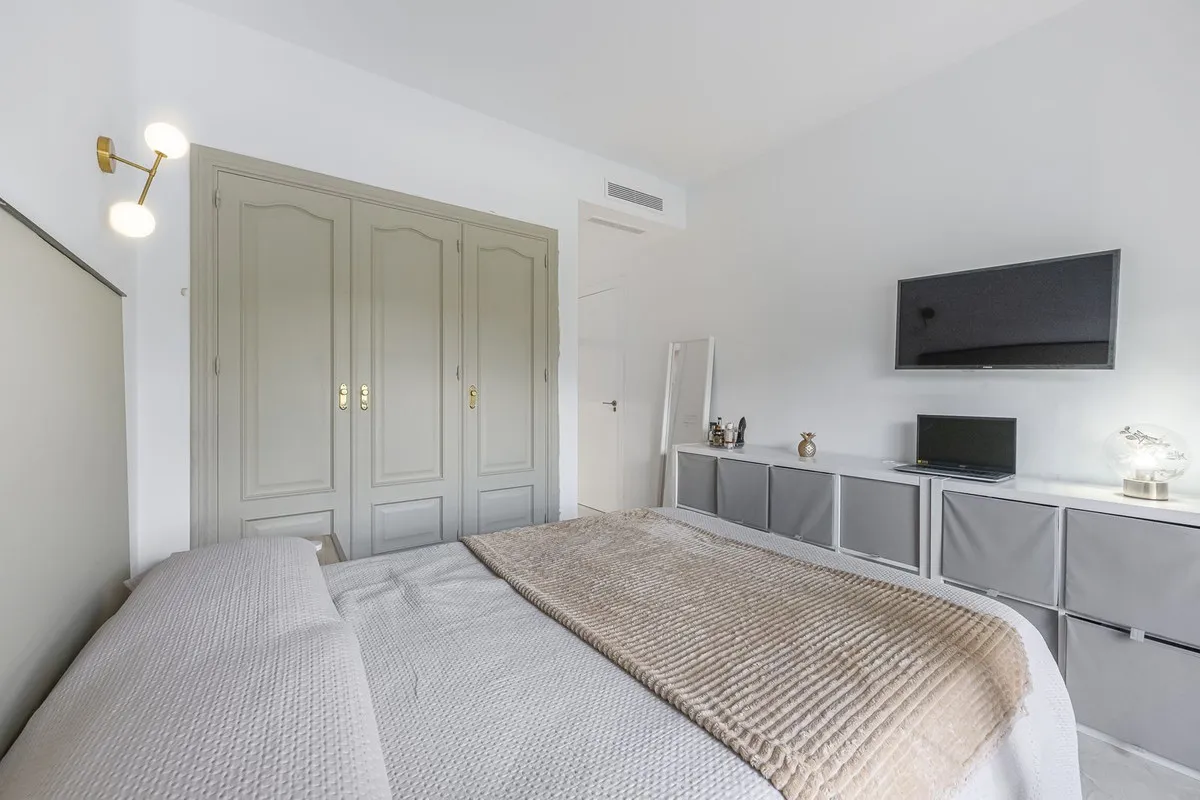 4b05446b-508f-455b-8bca-5229ec18565b