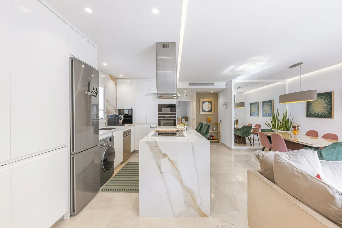 86b80808-3ae6-4c97-af52-53c7427e7a65