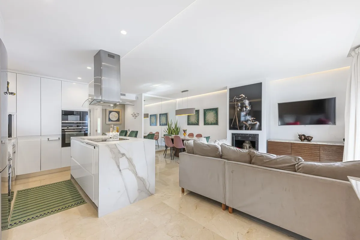 c39443da-b4fa-427f-a000-a5c84cbf9093