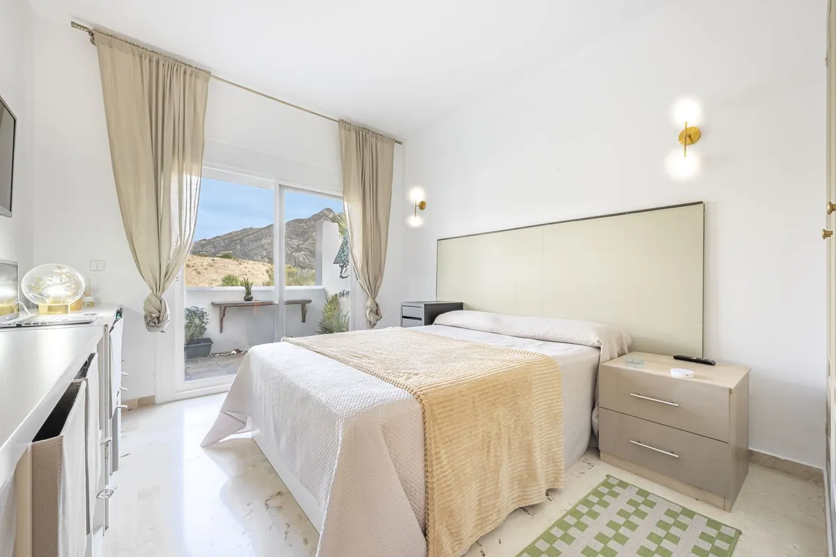 c858420b-8e61-4df7-affe-b95b6db1a51d