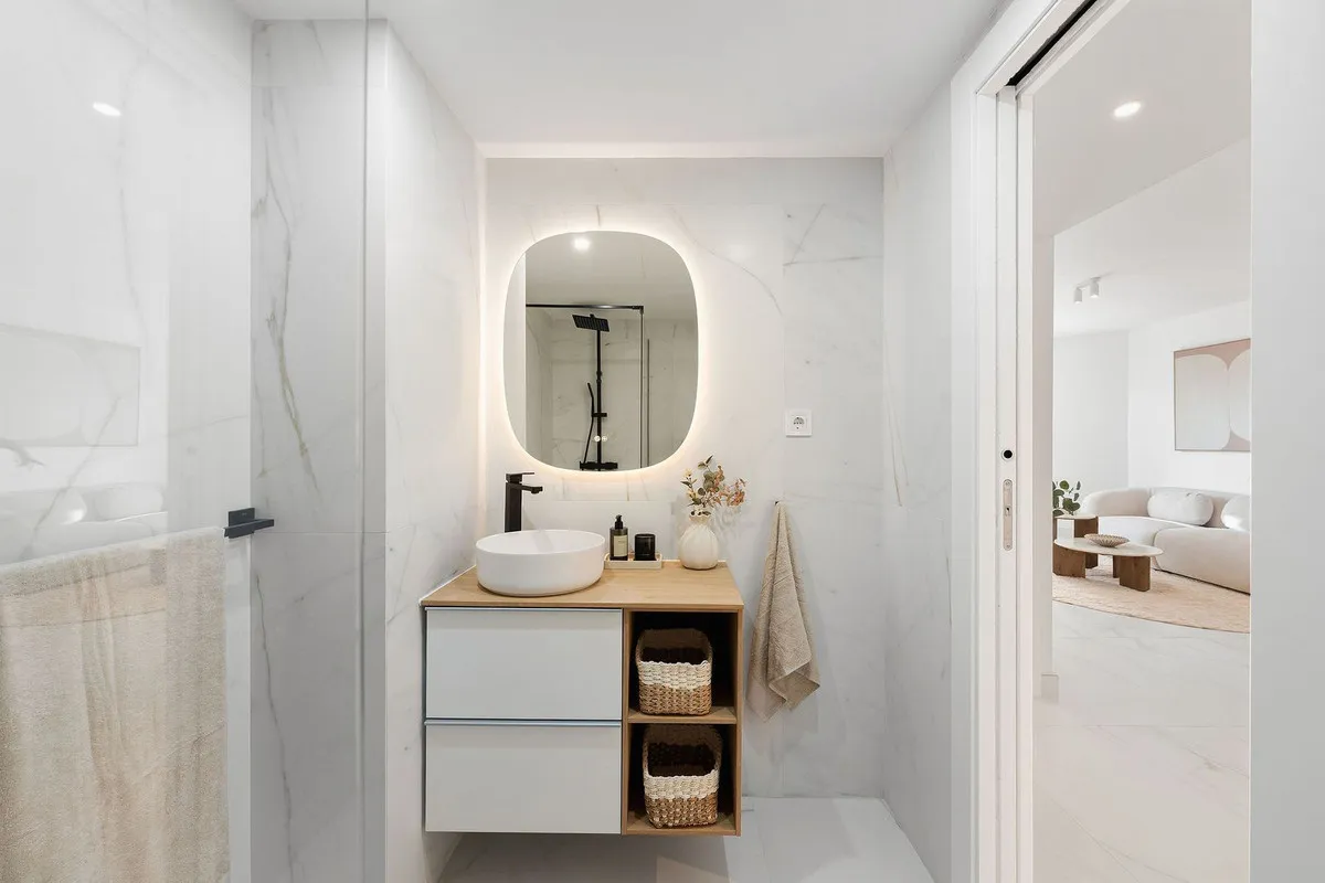 3758b0e0-7c7b-4c58-bae3-02ef4d49bb1f