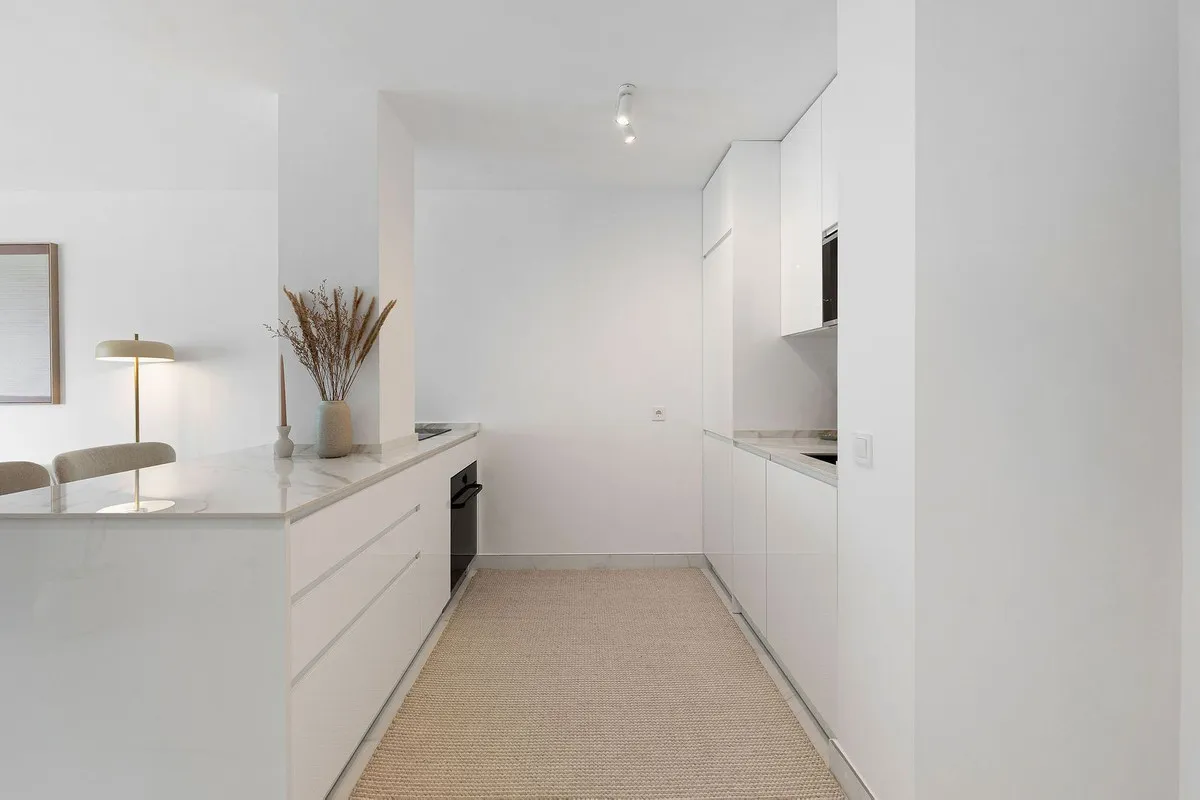 7ea61ae8-64f9-4d71-a0f1-f2537f3dbac4