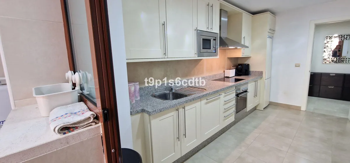 74b45963-0558-4783-9aa6-a085cb36ca51