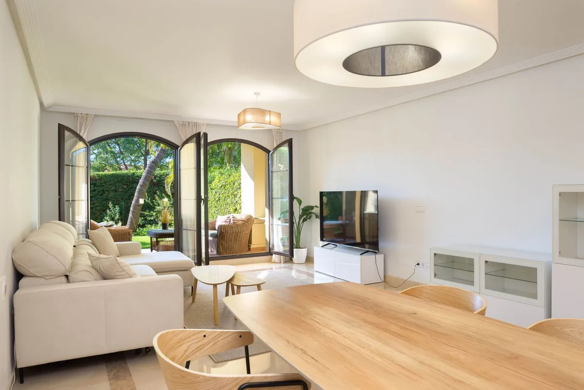 4b312206-cc5f-4f9d-a483-d15e3b08911f