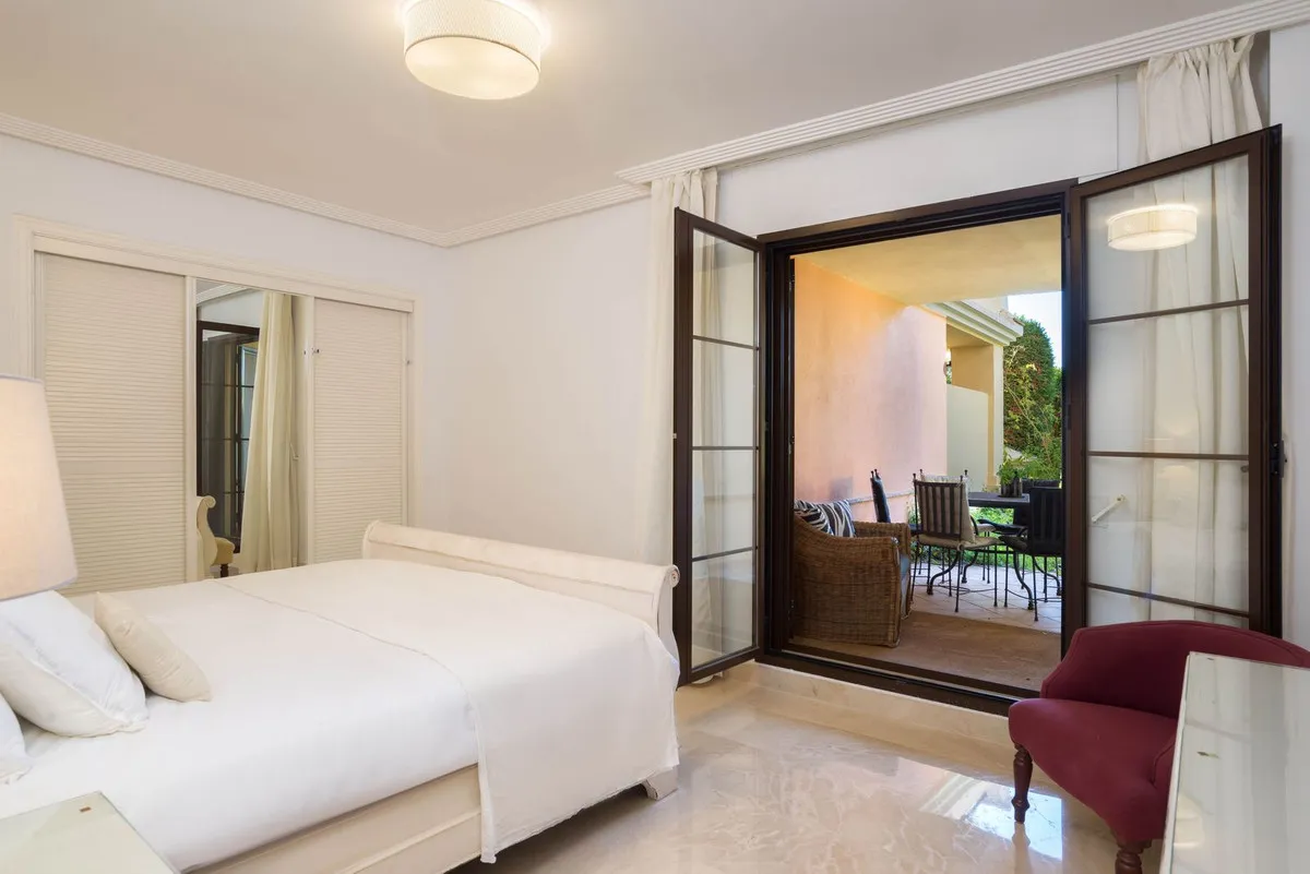 f45ed950-b8a2-4b80-bcc9-e76af6984c1b