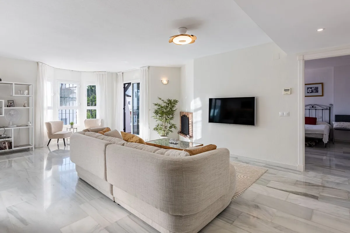 aa846792-11ef-49b4-8f5e-05fb7767aa4c