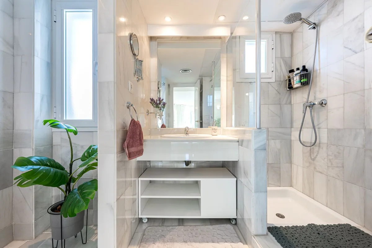 db42db55-7643-4b89-b8e5-c37ab0adac40