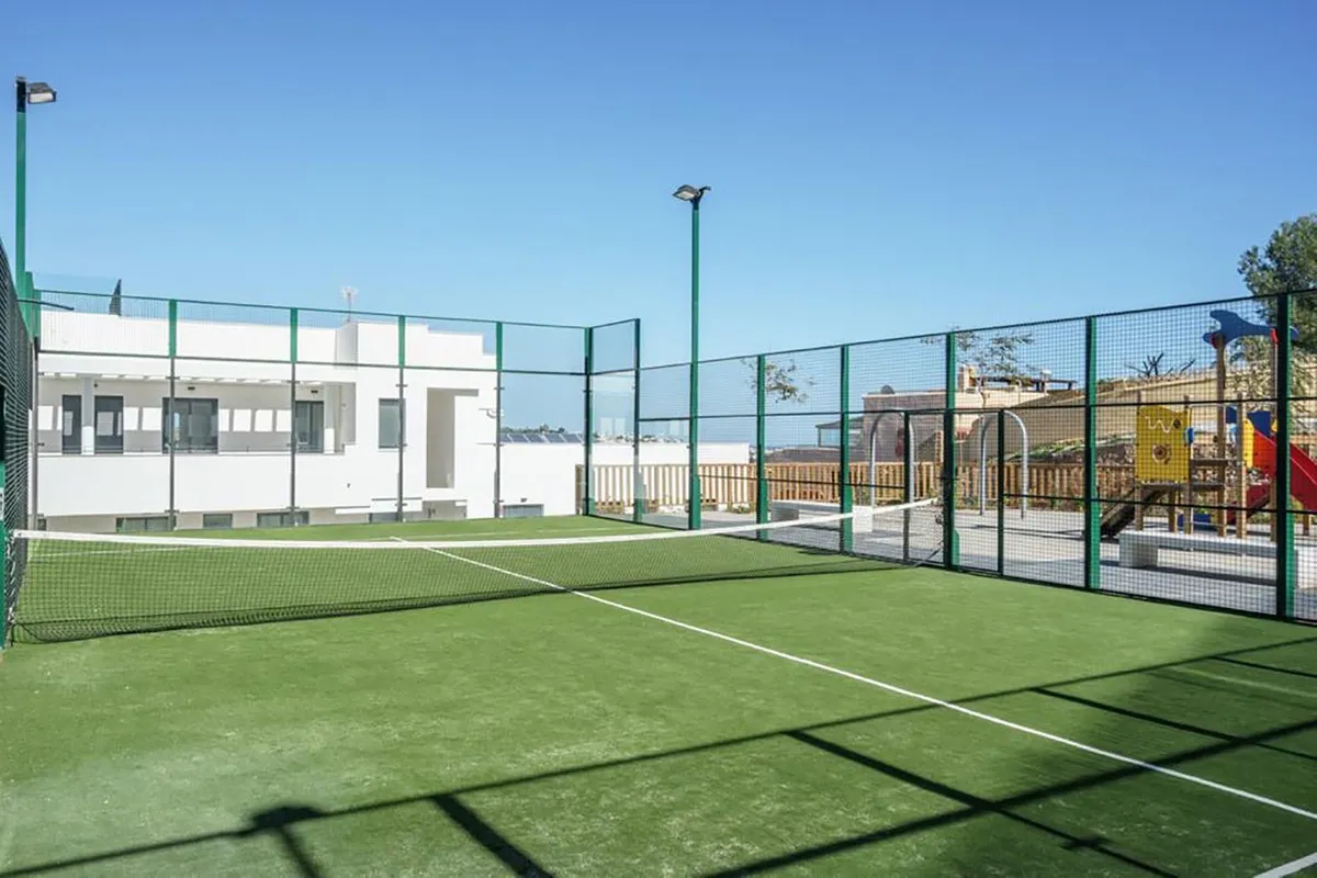 f5b06d57-437a-471e-b06a-68a8eaed3f6e