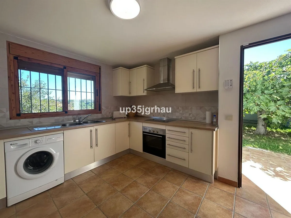 05099955-3c7e-4f57-b4b0-f261f4d29213