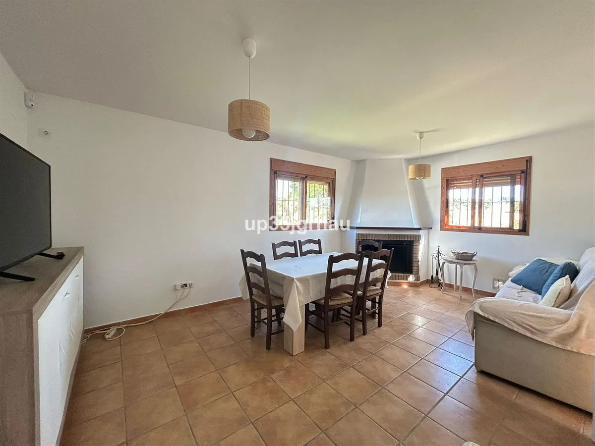 8ca15bdd-dadb-441b-83bc-855ae4a55026