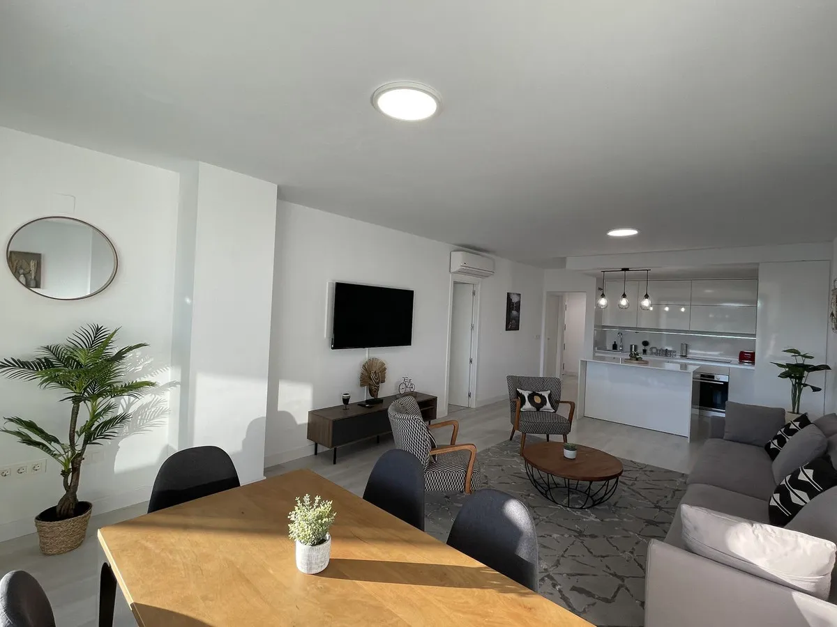 718546f5-9b8c-4835-8d3f-e7466f7903e5