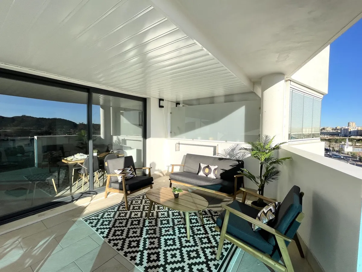 dec2832f-ef2f-41e2-96c0-708ed84f204a