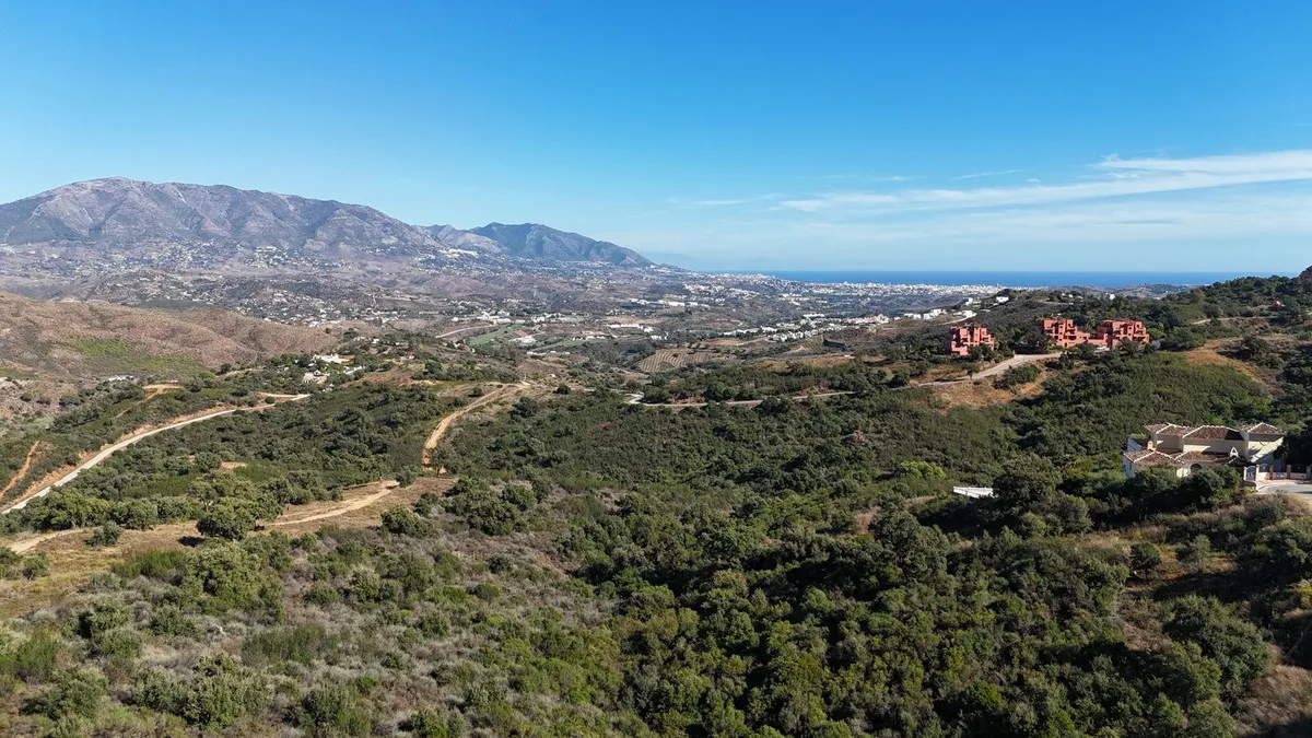 b75fdb05-3ee3-441f-aed7-db8288b979dc