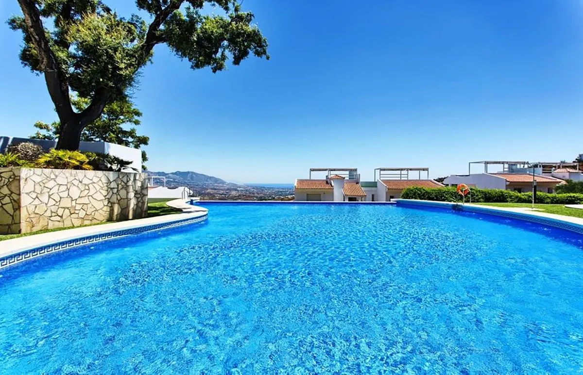 c84311ea-0c4c-498f-a364-b5dd286a4be4