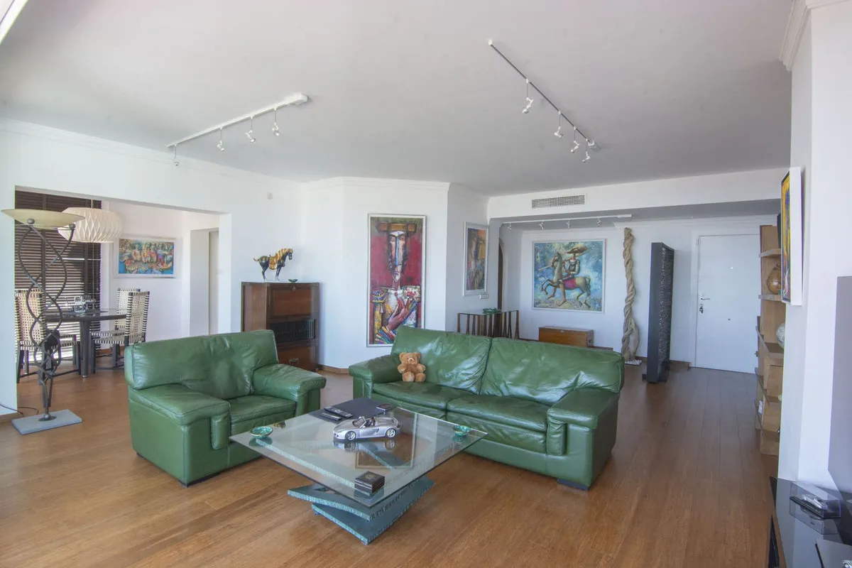 df15b922-0986-4e84-a716-5b7a2eb24fa9