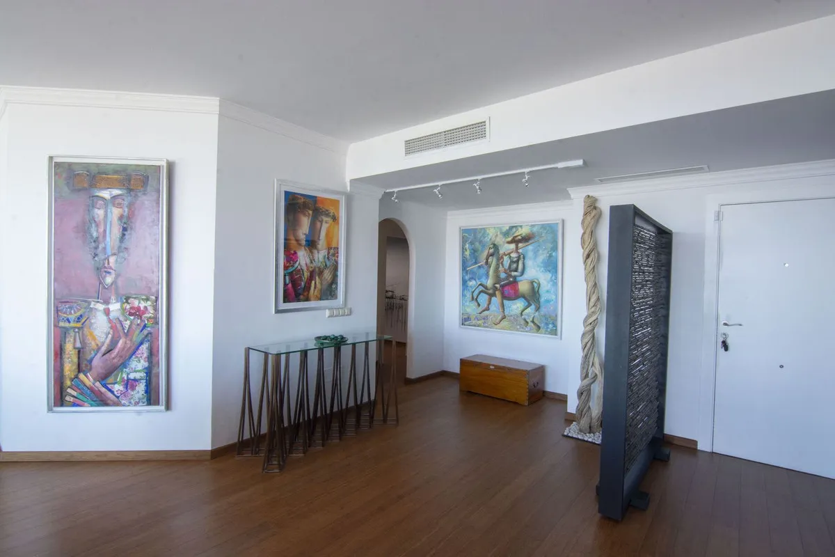 f7d46faf-86cc-4ea2-8221-0c59cdb8d8ca