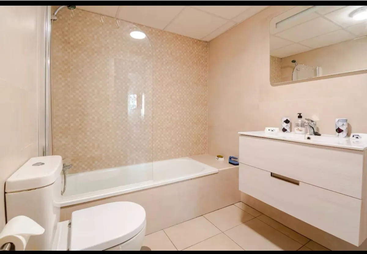 e252cebb-1766-44cb-8c94-50d37a73a7a3