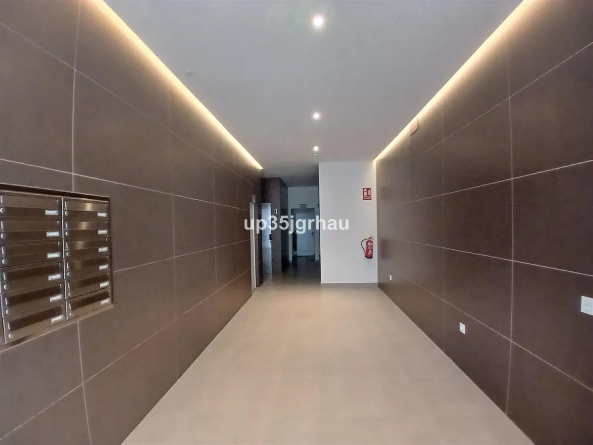 0c5d2d00-482a-465e-a68f-35080985ce62