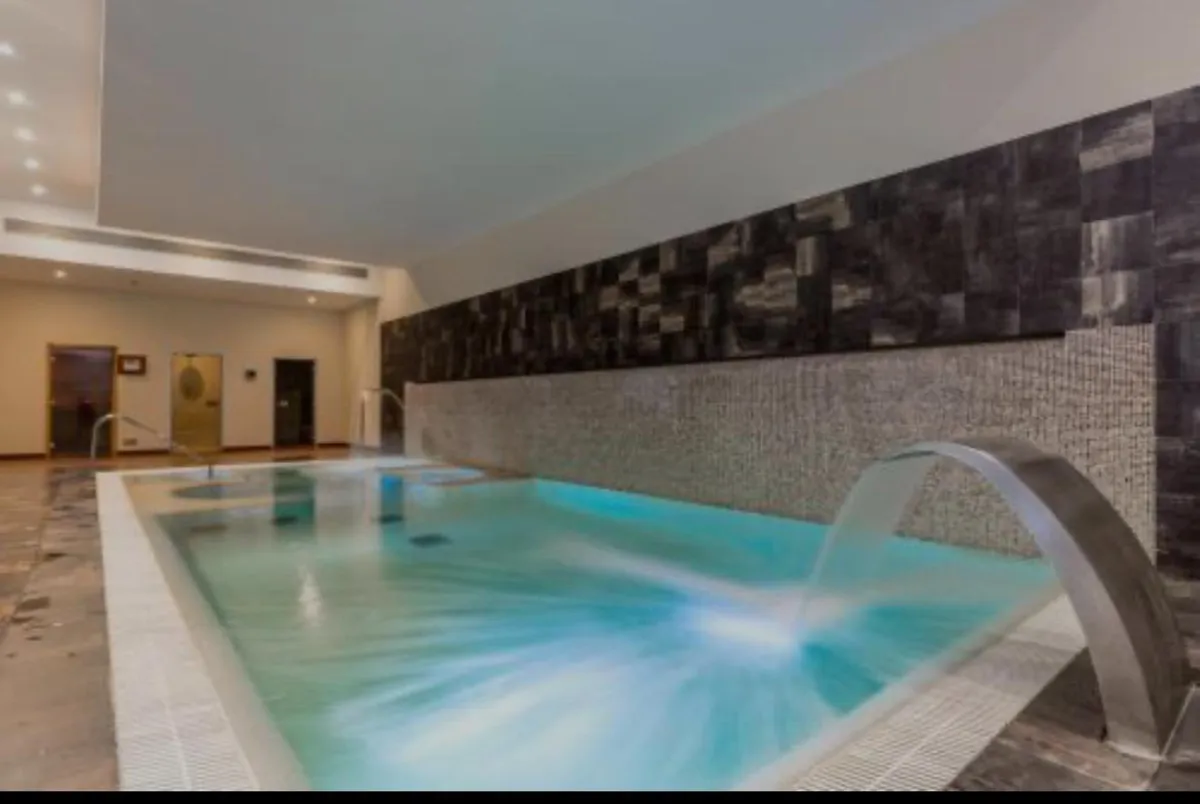 08fa63b9-cea4-41e7-8d5a-16a7c2ac80ec