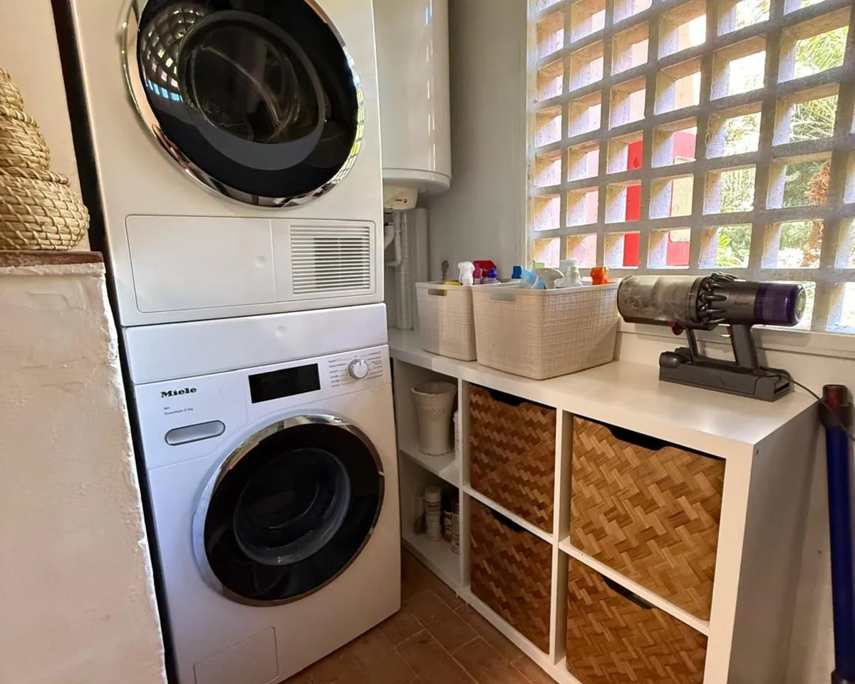 29acd8db-e7f1-43c1-b5fb-334b5796895b