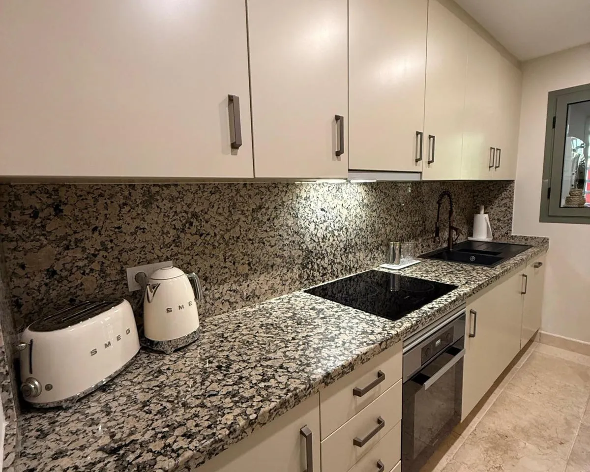 80ec2988-75cf-4c6e-af00-307d34d96bd5