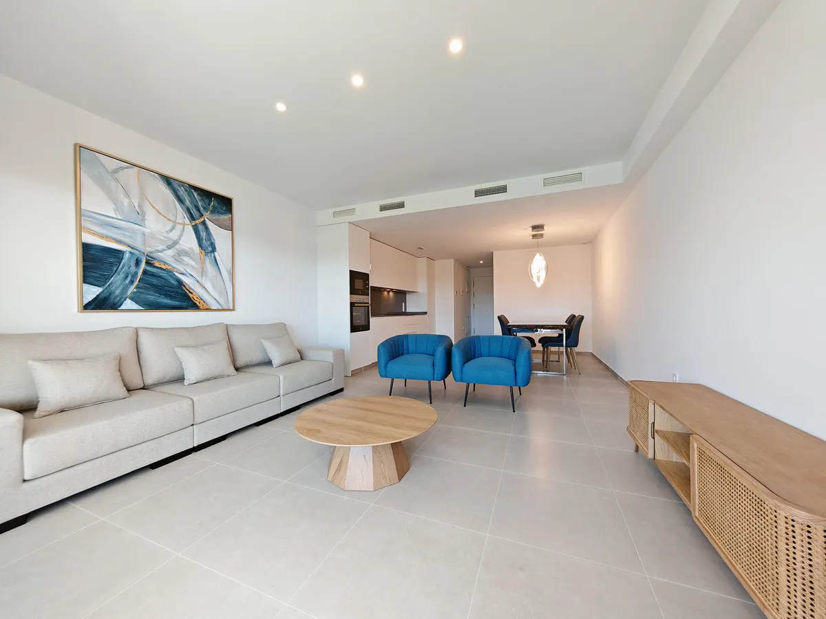 83278ab6-acc5-47ff-8af2-aef61f7c64c2