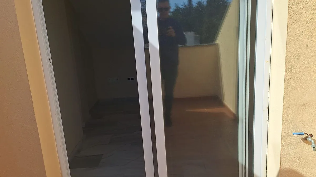 c1ccb7f0-d8d9-45f0-9bce-cb2738465cdc