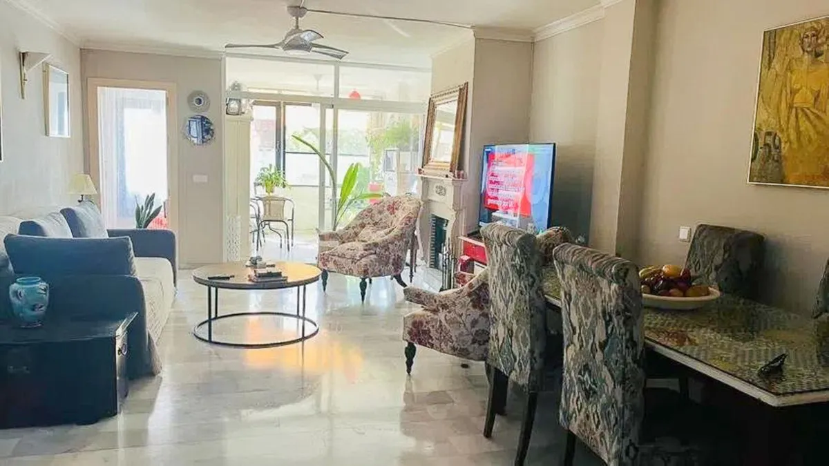 999c6d63-c48c-40a0-82b6-4d60e3c2c1e1