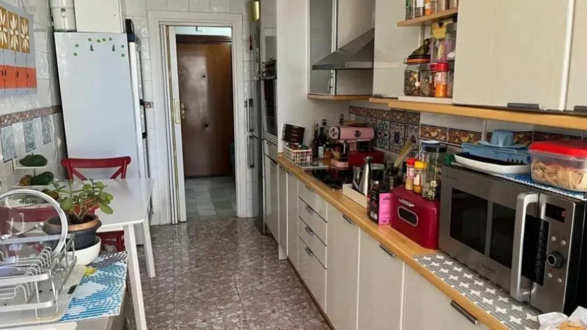 88d7b67c-9260-46da-b928-ef3de7054240