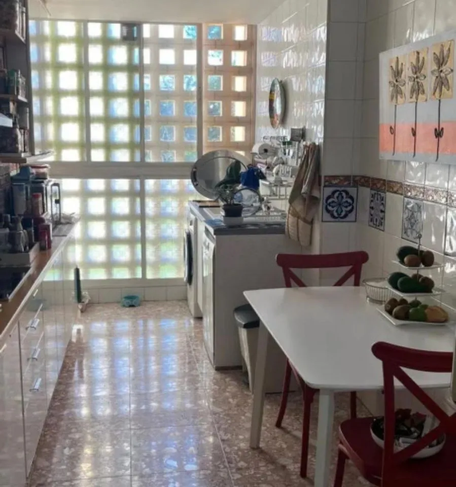 da829de4-3091-4e12-af86-c3ab10f740f6