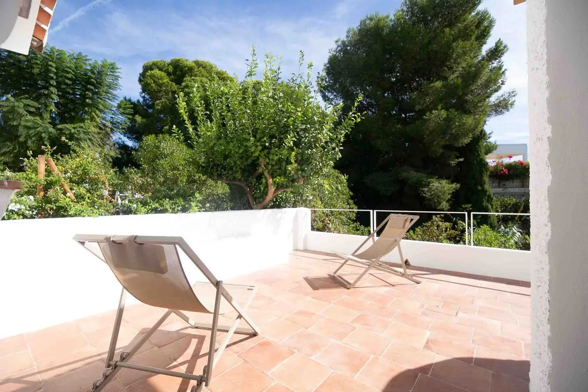 04b8e288-7f55-4c7e-8887-4ae63481a520