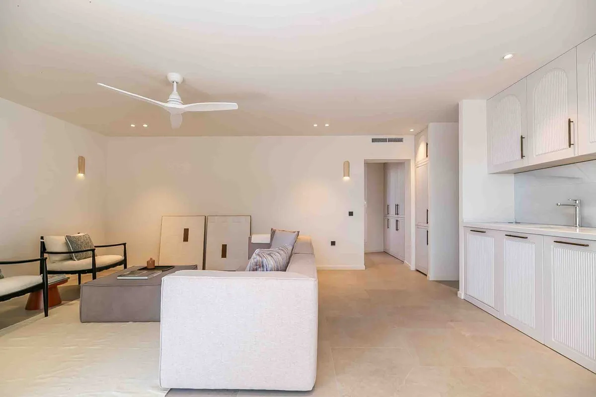 daff618d-ded4-4561-a82a-457a8f475ed3