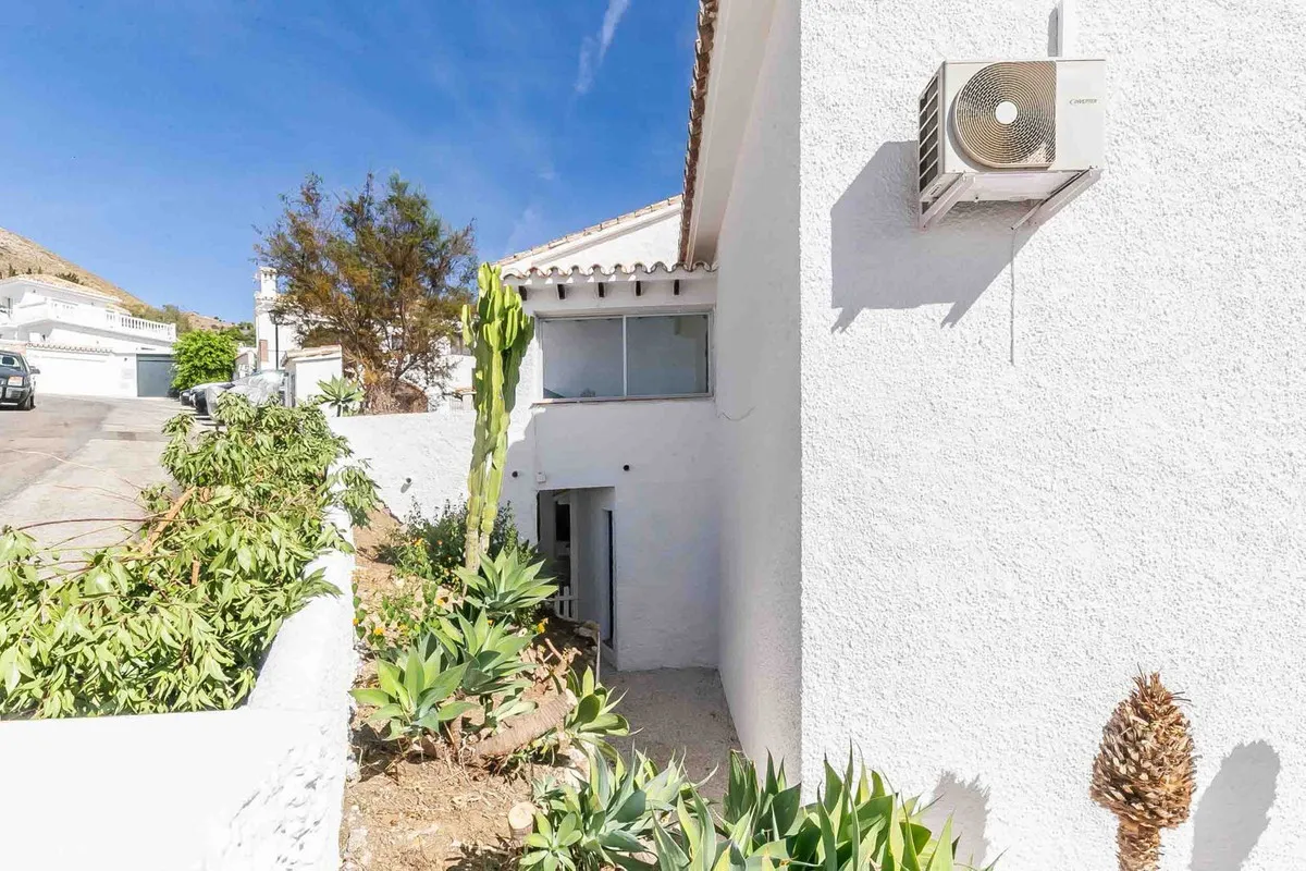 f685c8a6-480c-4206-9a6f-e4bcee2f6adb