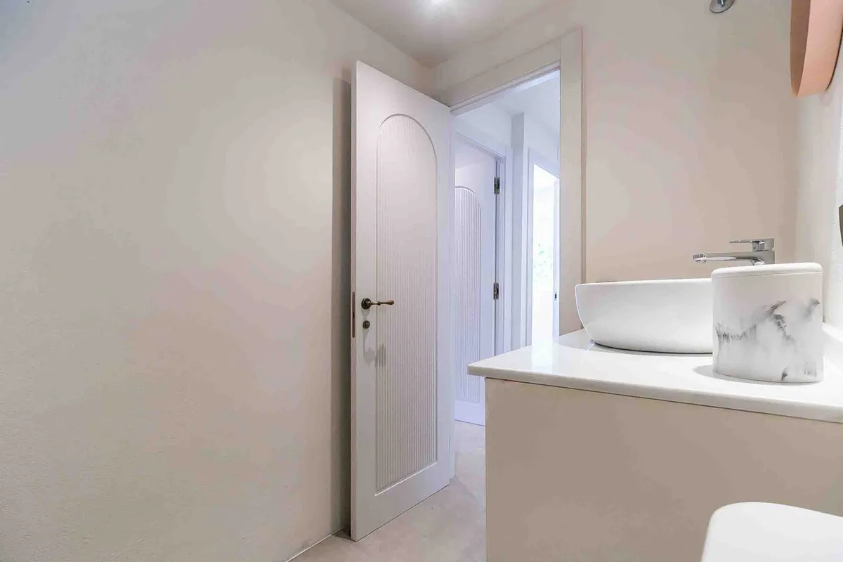 f7e41243-5646-43f9-b5d4-4ef8d25f9f9d