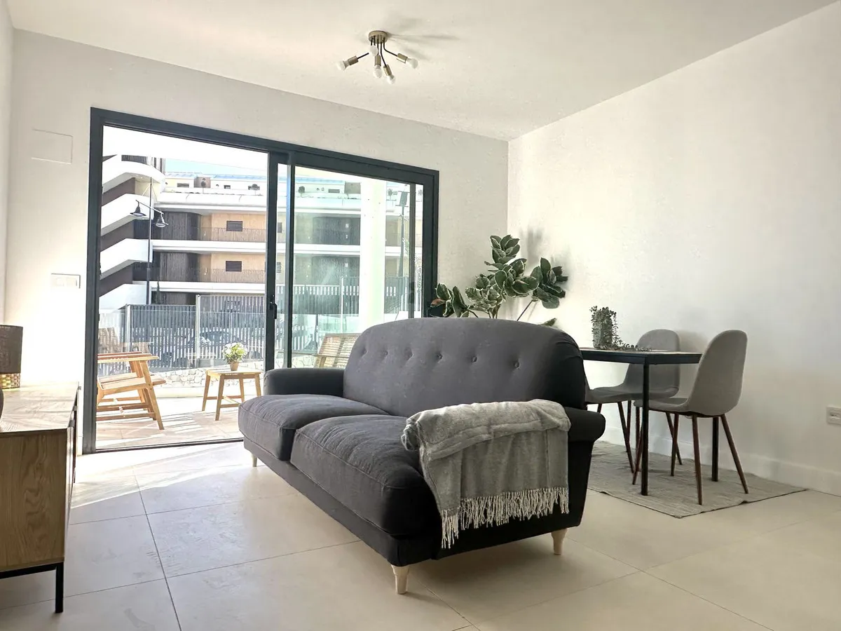 3bc61a5a-52dc-4475-9802-1a87957bdb91