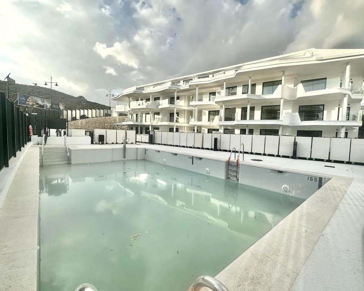 74c435a0-90b2-4a69-8f93-ebfef416ab84